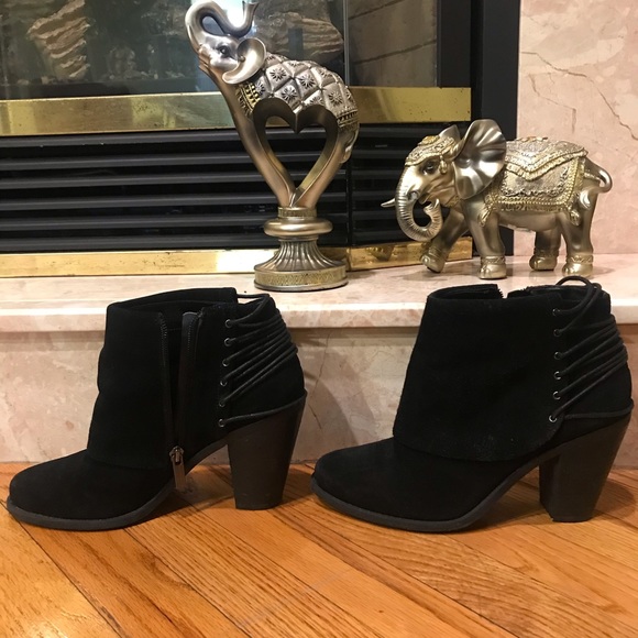 Jessica Simpson | Split Suede Black Boots | size 8 - Picture 2 of 6